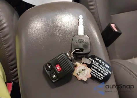 2002 Ford Escape Xlt z USA, uszkodzony, nr VIN 1FMCU04192KB66797